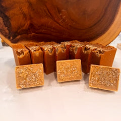 Manuka Honey & Oat Soap